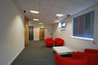 Langford Locks, Kidlington to rent Interior Photo- Image 2 of 5