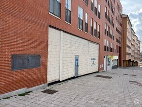 Retail in Ávila, Ávila to rent Interior Photo- Image 1 of 4