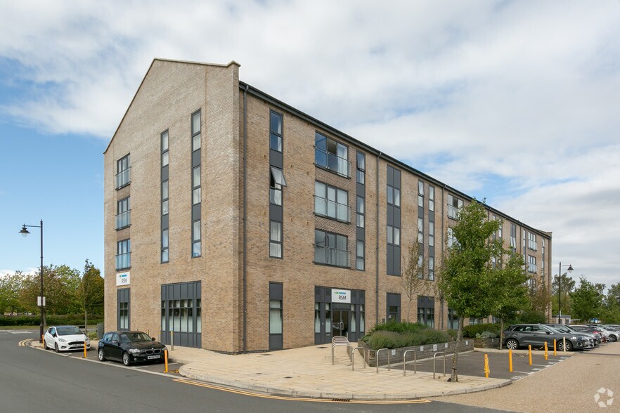 Fire Fly Ave, Swindon for sale - Primary Photo - Image 1 of 1