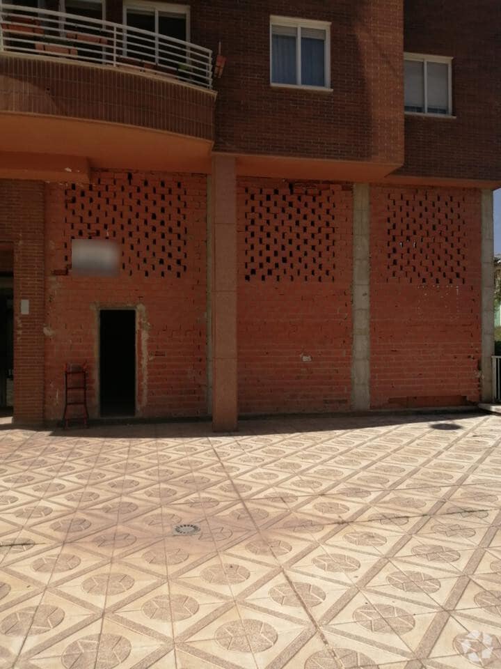 Retail in Cuenca, Cuenca to rent Interior Photo- Image 1 of 1