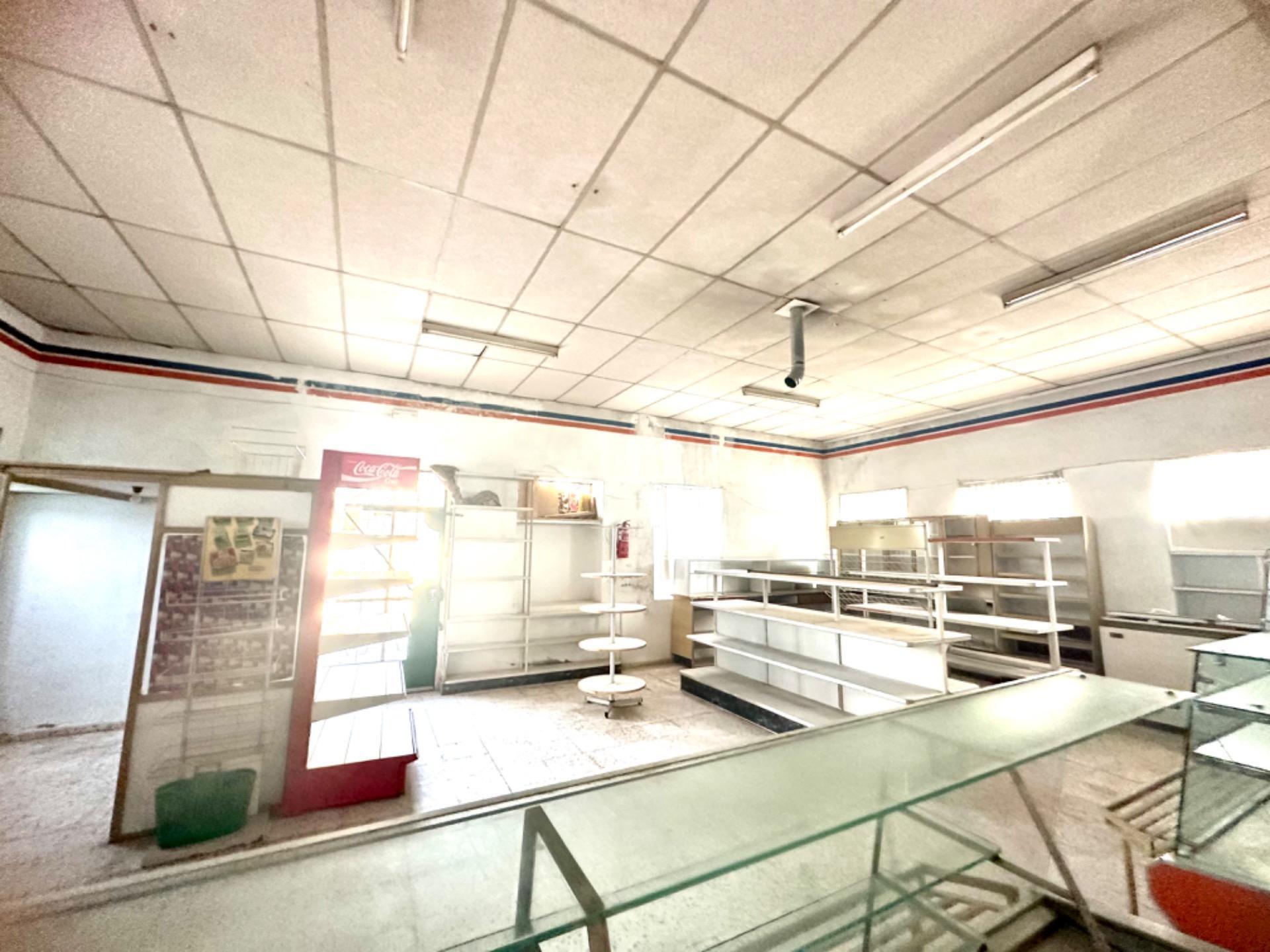 Retail in Cieza, Murcia for sale Interior Photo- Image 1 of 14