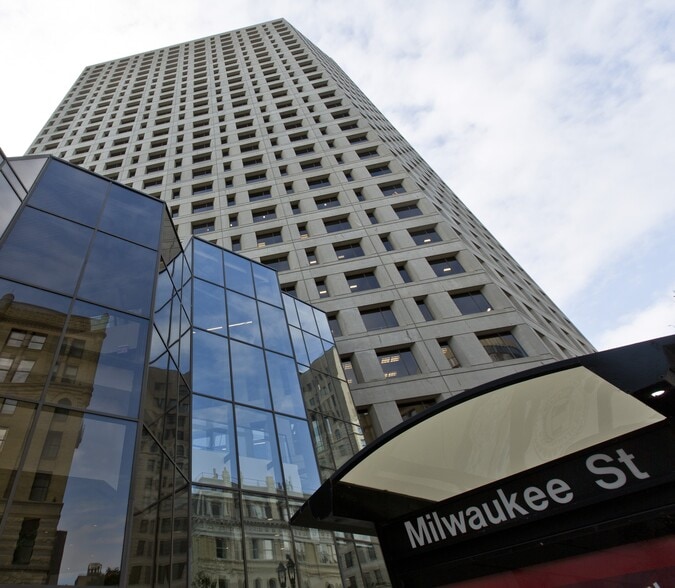 411 E Wisconsin Ave, Milwaukee, WI to rent - Building Photo - Image 1 of 7