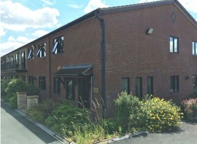 Willow End Park, Welland to rent - Building Photo - Image 1 of 3