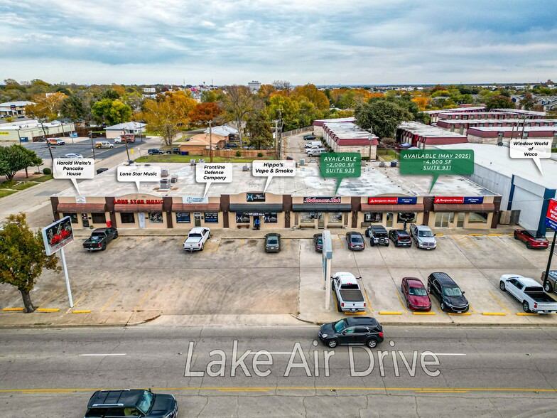 929-941 Lake Air Dr, Waco, TX for rent - Primary Photo - Image 1 of 9