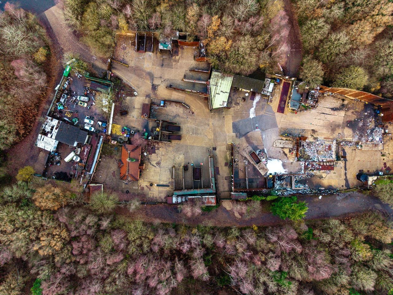 Vigo Ln, Yateley to rent Building Photo- Image 1 of 4