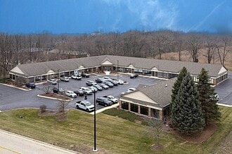 1114 N Main St, Algonquin, IL - AERIAL  map view