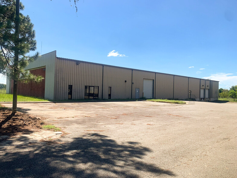 380 Allied Industrial Blvd, Macon-Bibb, GA for rent - Building Photo - Image 1 of 8