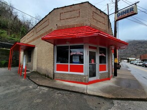 171 Main Street, Gauley Bridge, WV for sale Building Photo- Image 1 of 1