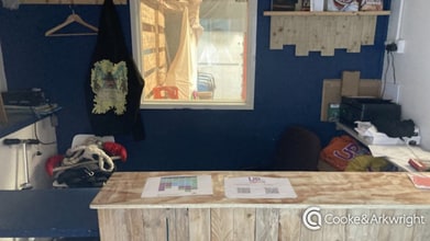 Martin Rd, Cardiff to rent Interior Photo- Image 2 of 3