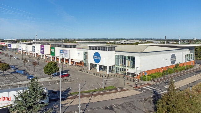 More details for Clive Sullivan Way, Hull - Retail to Rent