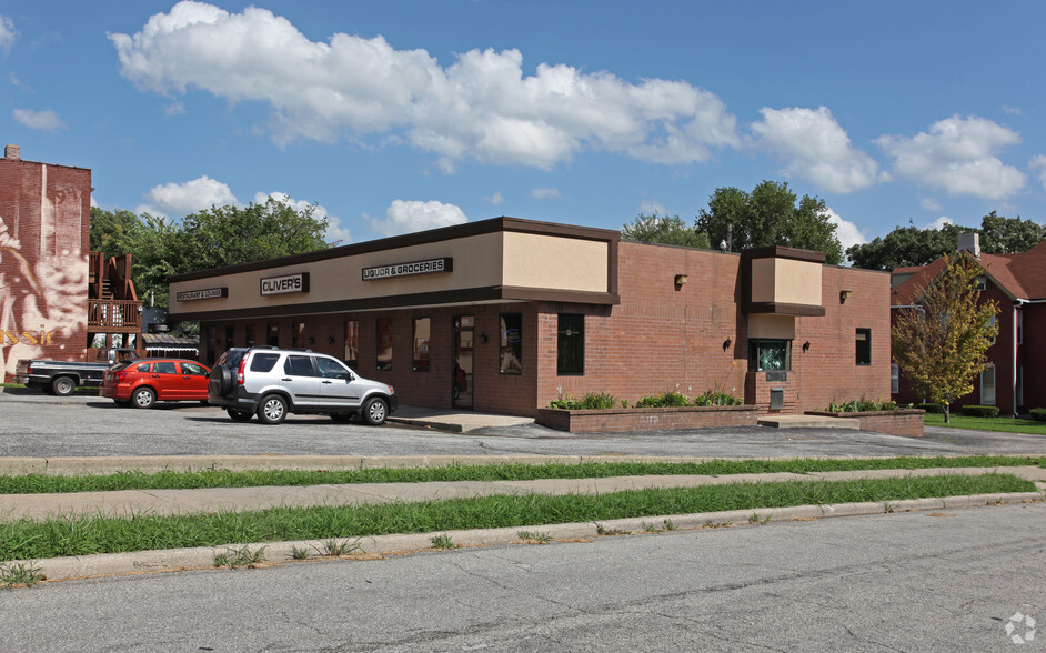 2301 E. 12th St. & 1211-1215 Park St. portfolio of 2 properties for sale on LoopNet.co.uk - Primary Photo - Image 1 of 2