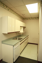 1000 Technology Dr, Fairmont, WV for rent Interior Photo- Image 2 of 7