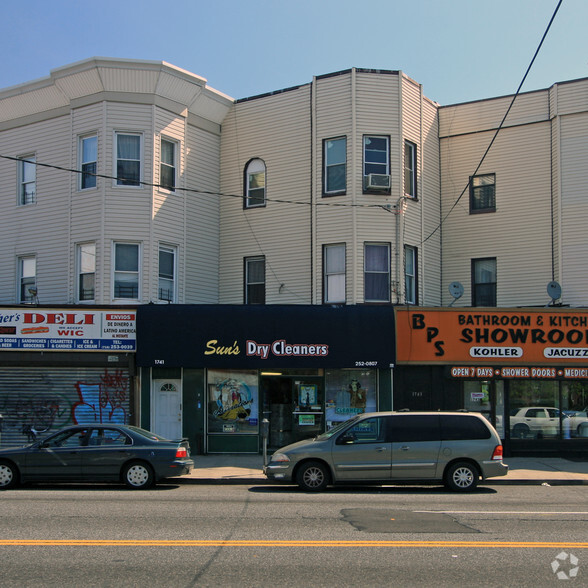 1741 Flatbush Ave, Brooklyn, NY for sale - Primary Photo - Image 1 of 1