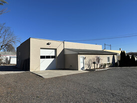 Prime Flex Warehouse Opportunity w/Income - Commercial Property