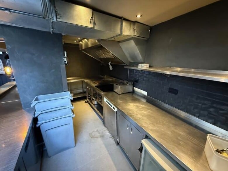 53 Meeting House Ln, Brighton to rent - Interior Photo - Image 2 of 3