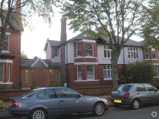 10-12 Grappenhall Rd, Warrington for sale Primary Photo- Image 1 of 1