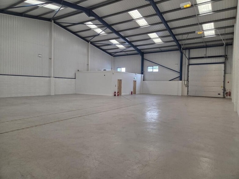 Galveston Grove, Stoke On Trent for sale - Building Photo - Image 3 of 6