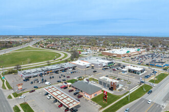 20733-20791 E Thirteen Mile Rd, Roseville, MI - aerial  map view