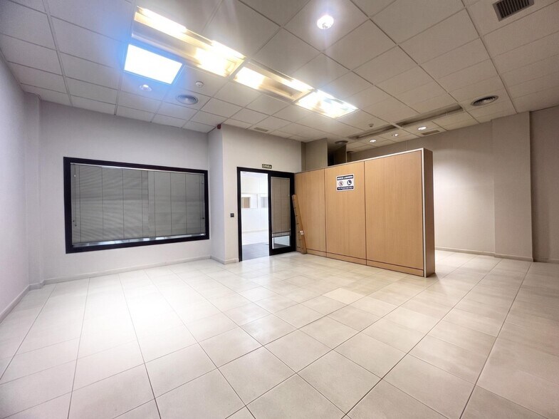 Office in Las Palmas de Gran Canaria, Las Palmas for sale - Interior Photo - Image 3 of 15