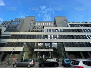 Office in Villeurbanne to rent Building Photo- Image 1 of 11