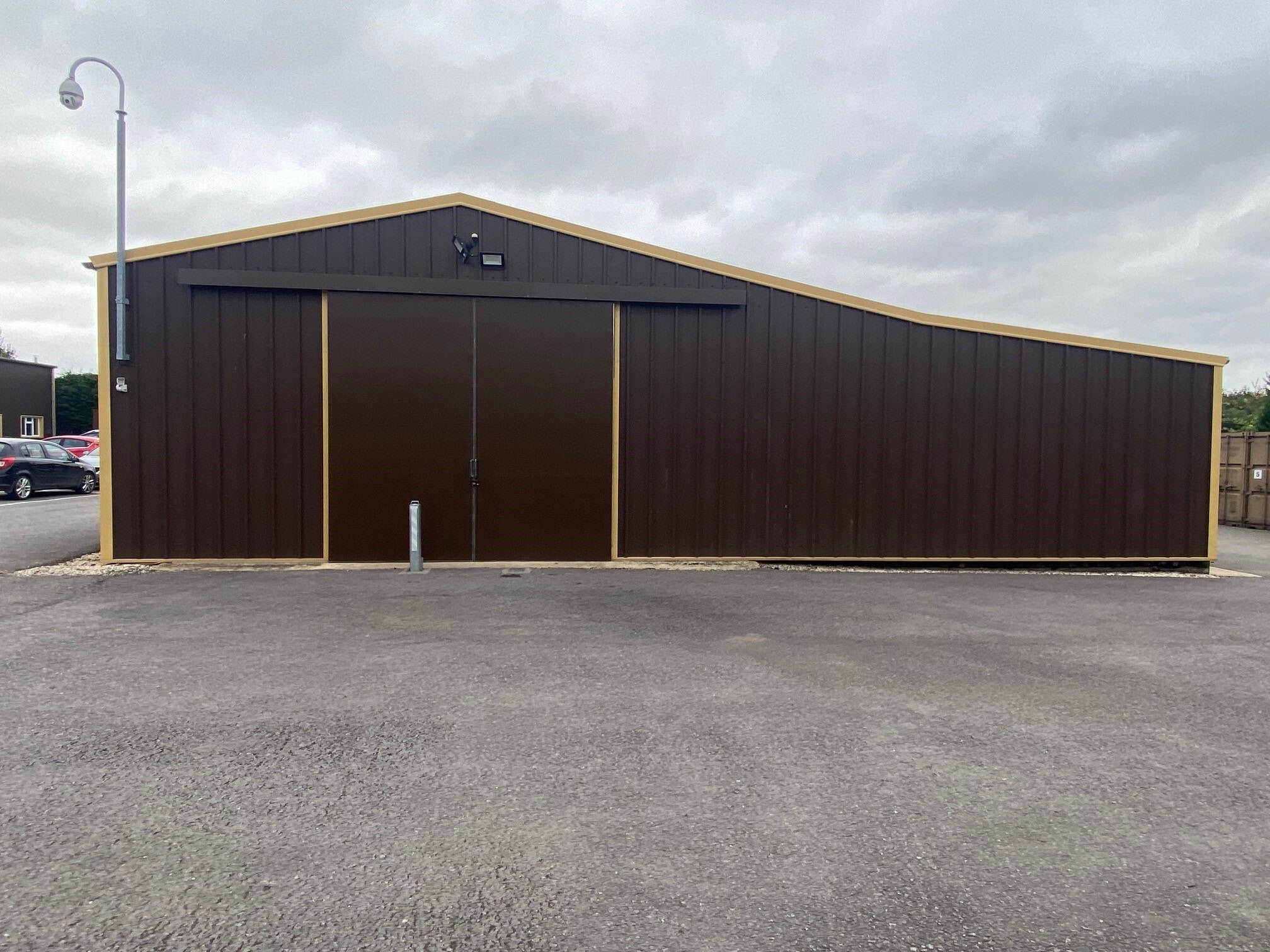 Lambs farm Business Basingstoke Road park, Reading to rent Building Photo- Image 1 of 6
