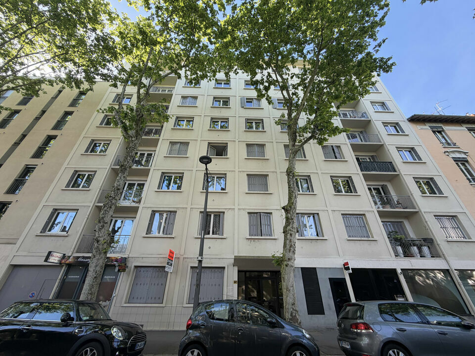 Location Bureaux 60 m² - Photo 1