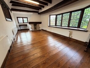 42 High St, Battle to rent Interior Photo- Image 2 of 3