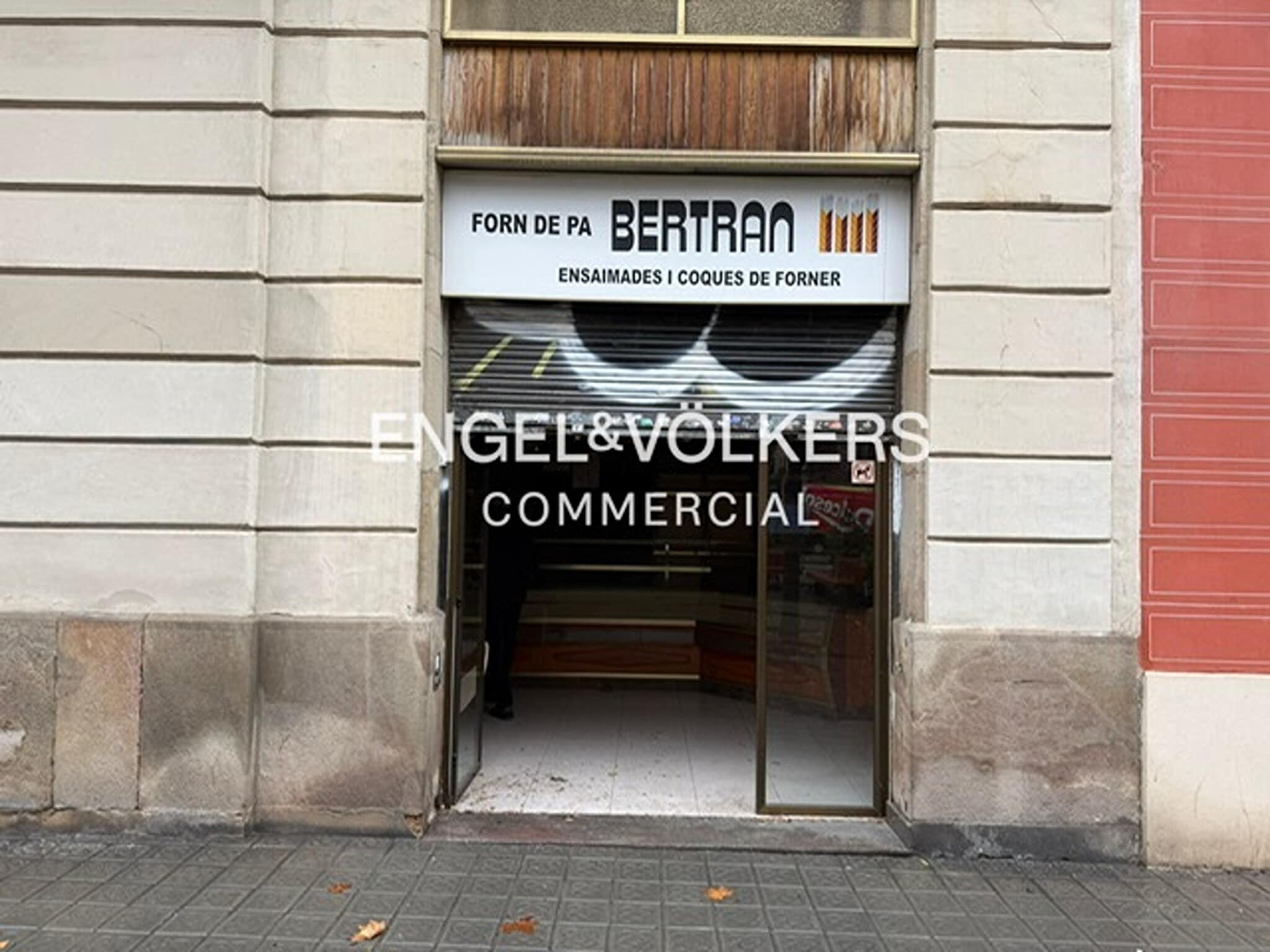 Retail in Barcelona, Barcelona to rent Interior Photo- Image 1 of 5
