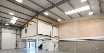 Croydon Rd, Croydon to rent Interior Photo- Image 1 of 2