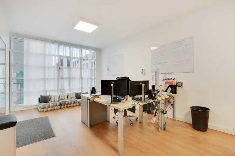 Office in Paris for sale Interior Photo- Image 1 of 6