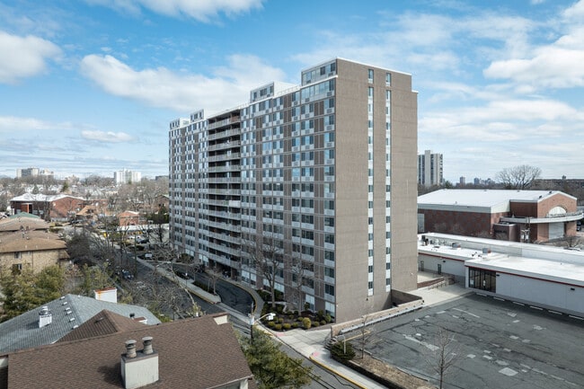 More details for 1350 15th St, Fort Lee, NJ - Office, Retail to Rent