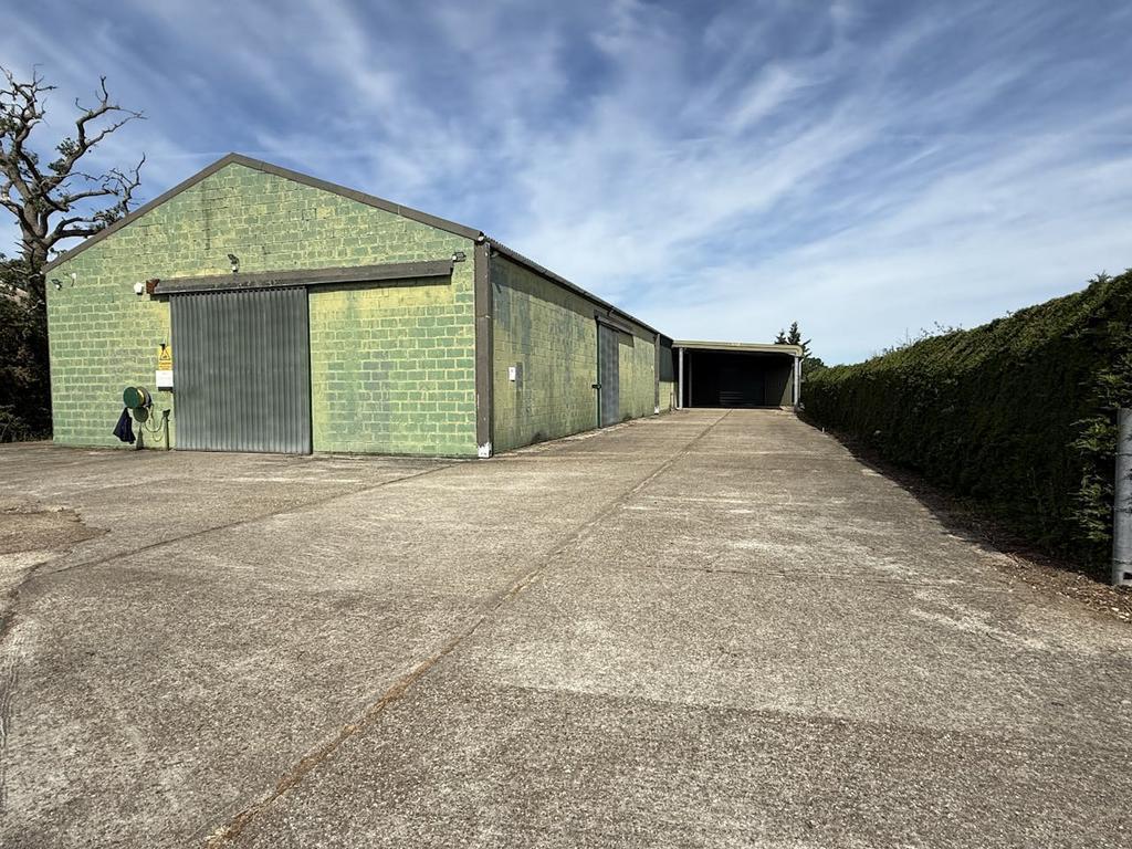 Soake Rd, Denmead to rent Building Photo- Image 1 of 32