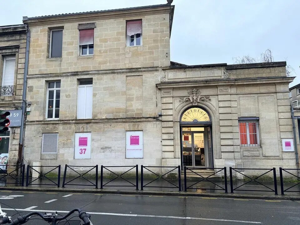 Office in Bordeaux for sale Building Photo- Image 1 of 13