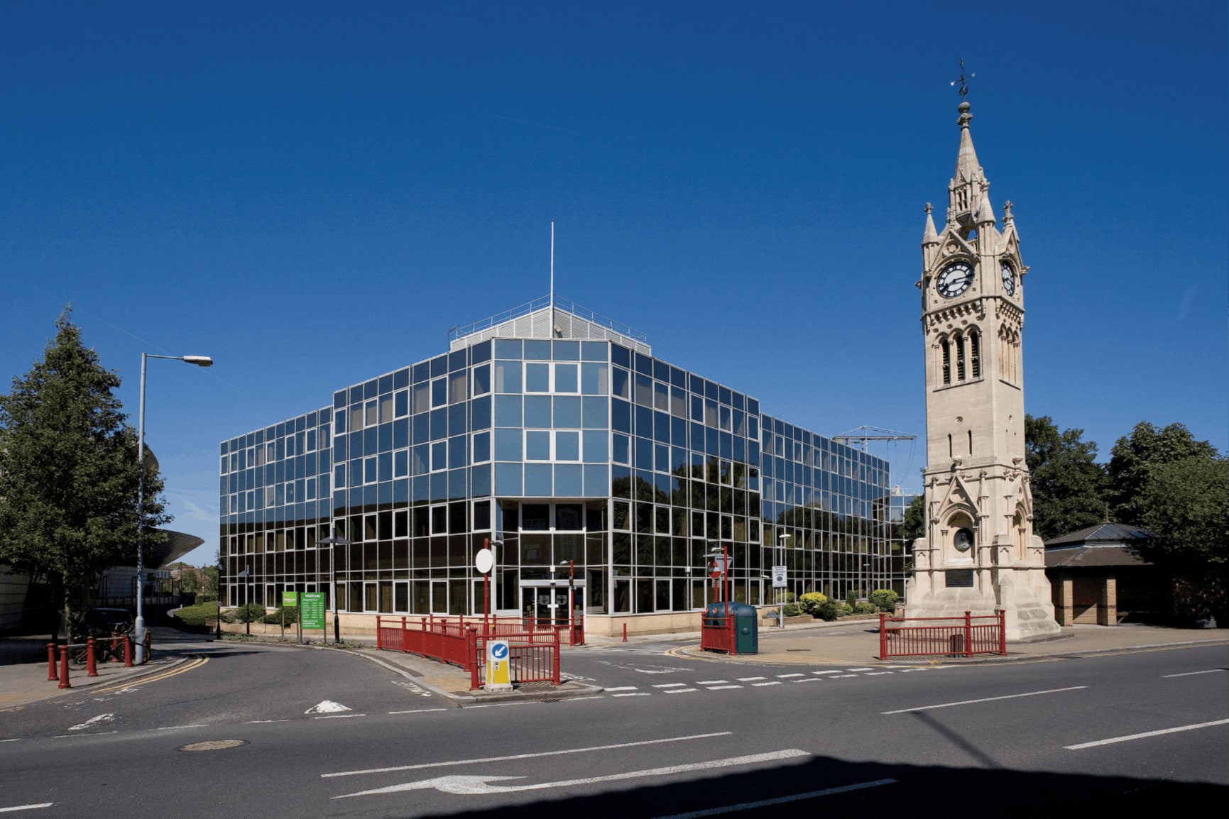 1 The Crescent, Surbiton to rent Building Photo- Image 1 of 6