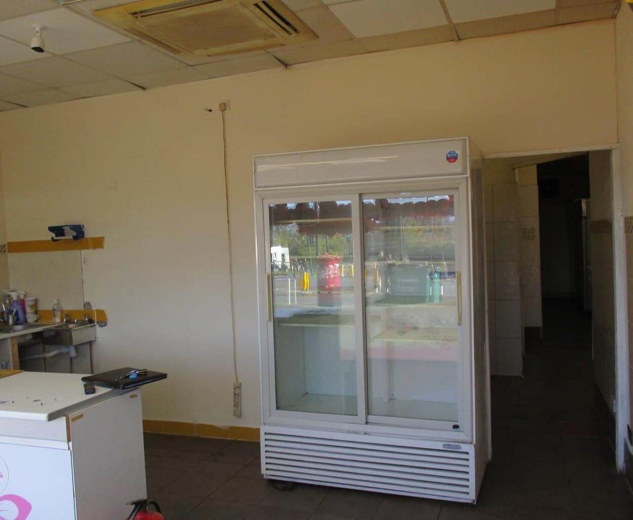 276 Kingsbury Rd, London to rent Interior Photo- Image 1 of 2