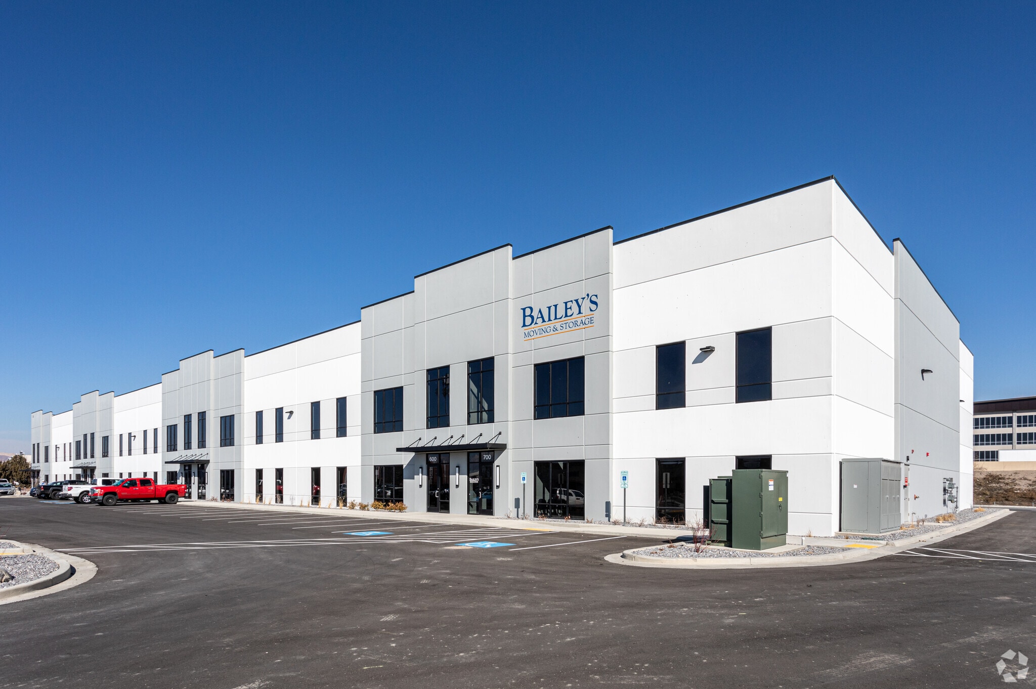 333 S Mill Pond Dr, Lehi, UT to rent Primary Photo- Image 1 of 11