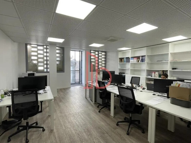 Office in Bordeaux to rent - Interior Photo - Image 3 of 5