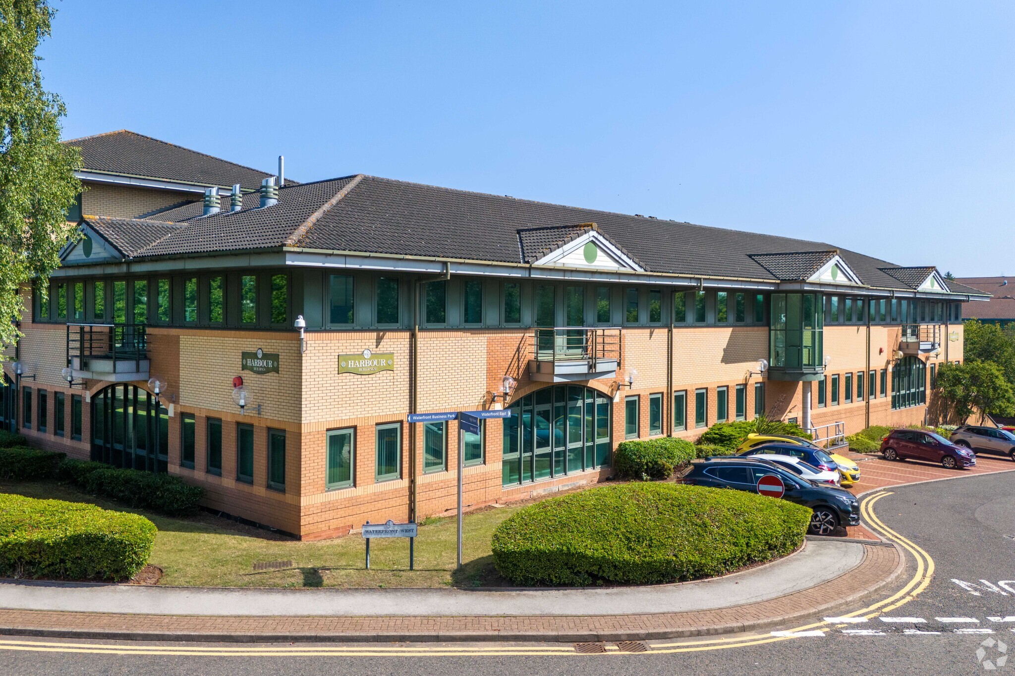 Dudley Rd, Brierley Hill for sale Primary Photo- Image 1 of 9