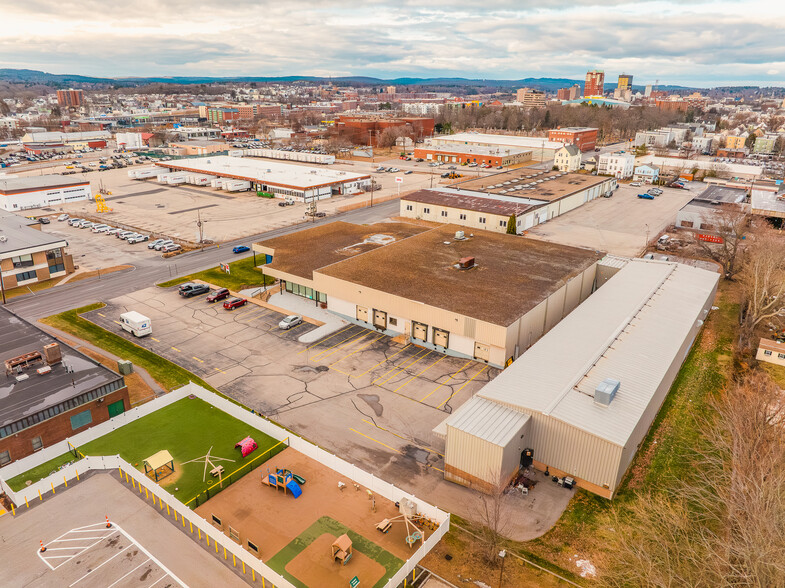 35 Pine St, Manchester, NH for rent - Aerial - Image 3 of 16