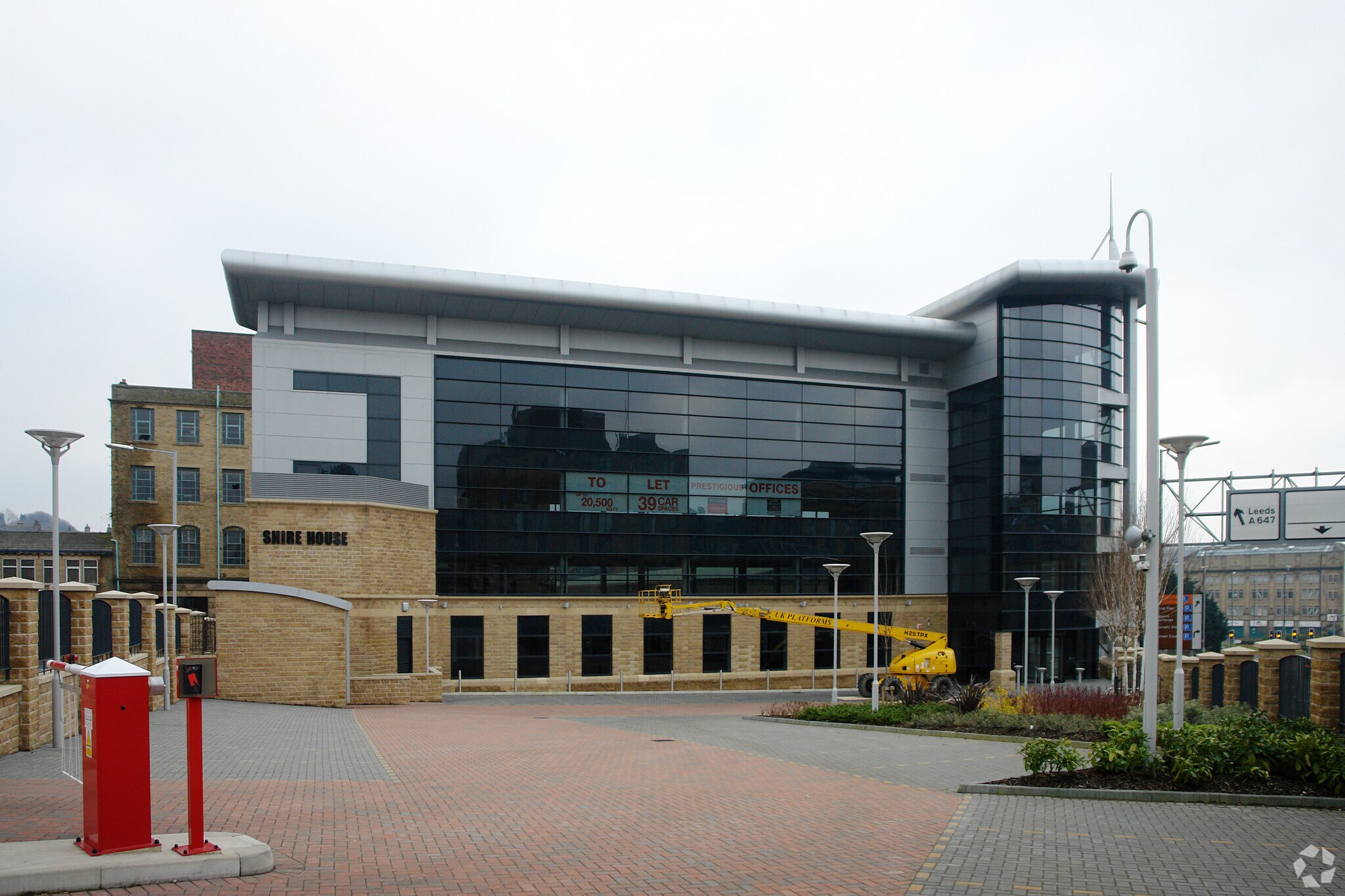 Humboldt St, Bradford for sale Primary Photo- Image 1 of 1