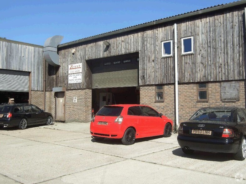 Chilmington Green, Great Chart to rent - Building Photo - Image 2 of 5