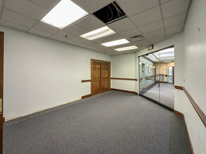 5-1000 Franklin Village Dr, Franklin, MA for rent Building Photo- Image 1 of 11