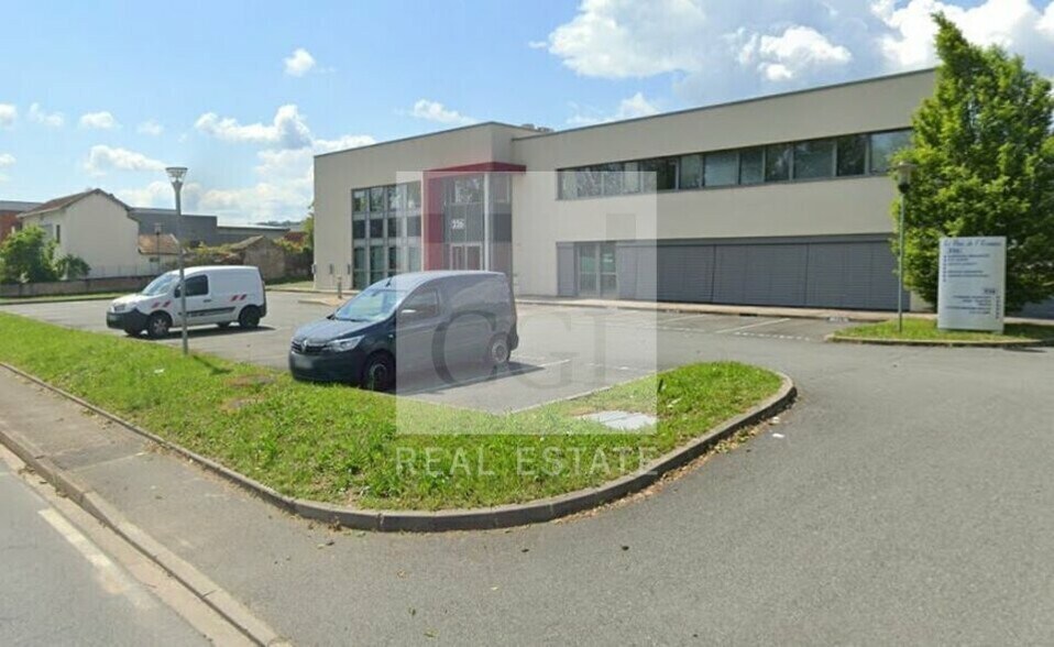 226 Rue De L'Ecossais, Limas for sale - Building Photo - Image 1 of 5