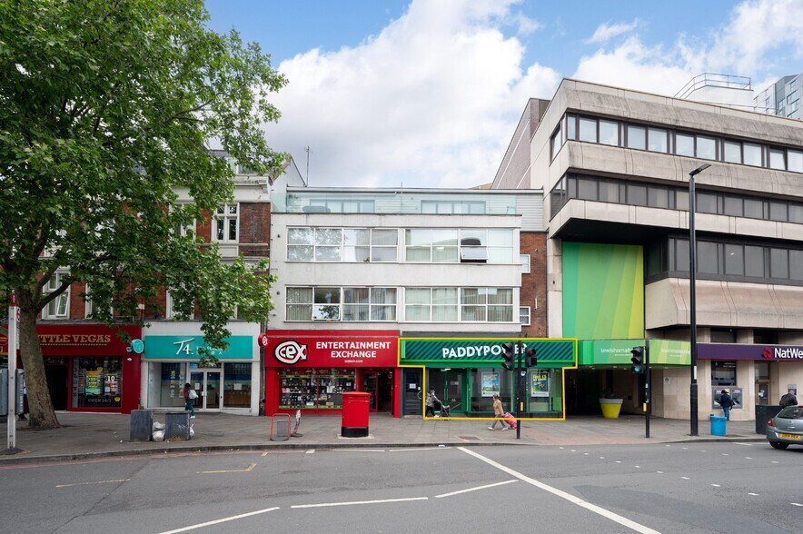 86 Lewisham High St, London for sale - Primary Photo - Image 1 of 1