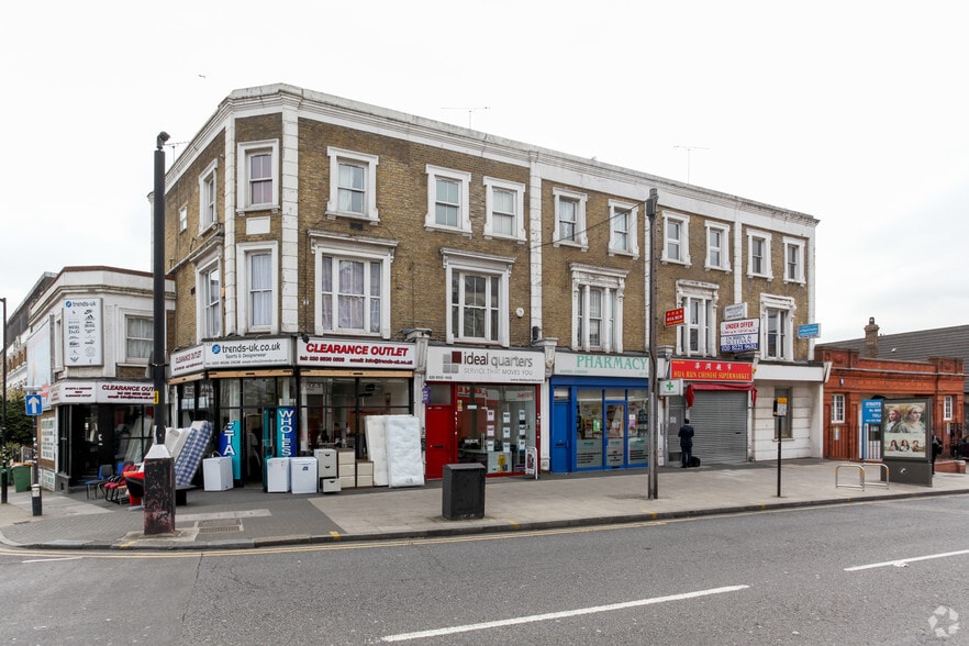 129-129A The Grove, London for sale - Primary Photo - Image 1 of 1
