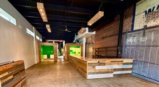 More details for 1735 Oak St, Kansas City, MO - Retail to Rent