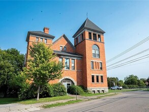 406 Canisteo St, Hornell, NY for sale Primary Photo- Image 1 of 4