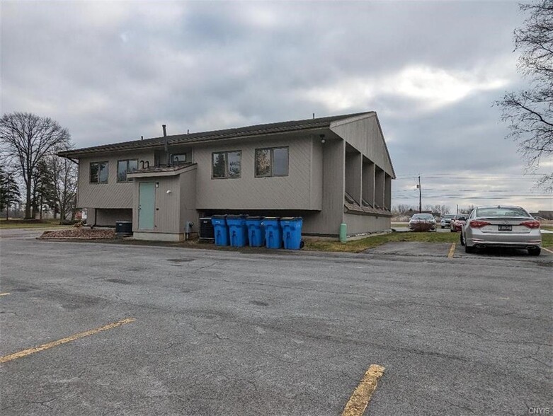 4955 W Taft Rd, Liverpool, NY for sale - Building Photo - Image 2 of 2