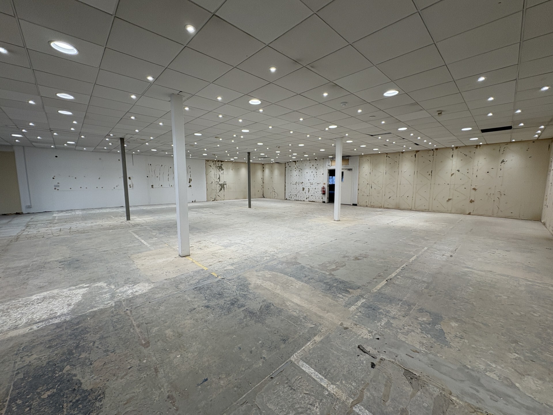 20A-20C Trusham Rd, Exeter to rent Interior Photo- Image 1 of 5