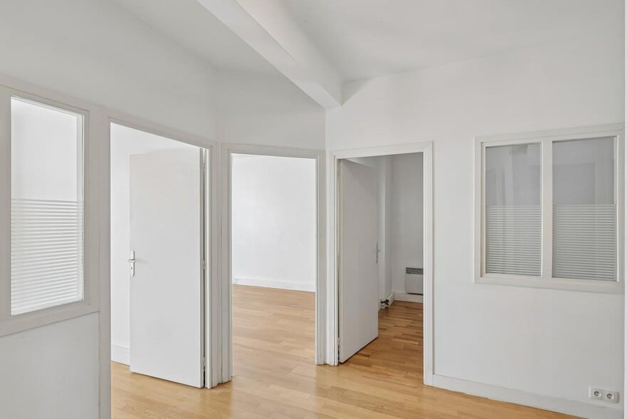Office in Vincennes for sale - Interior Photo - Image 3 of 5